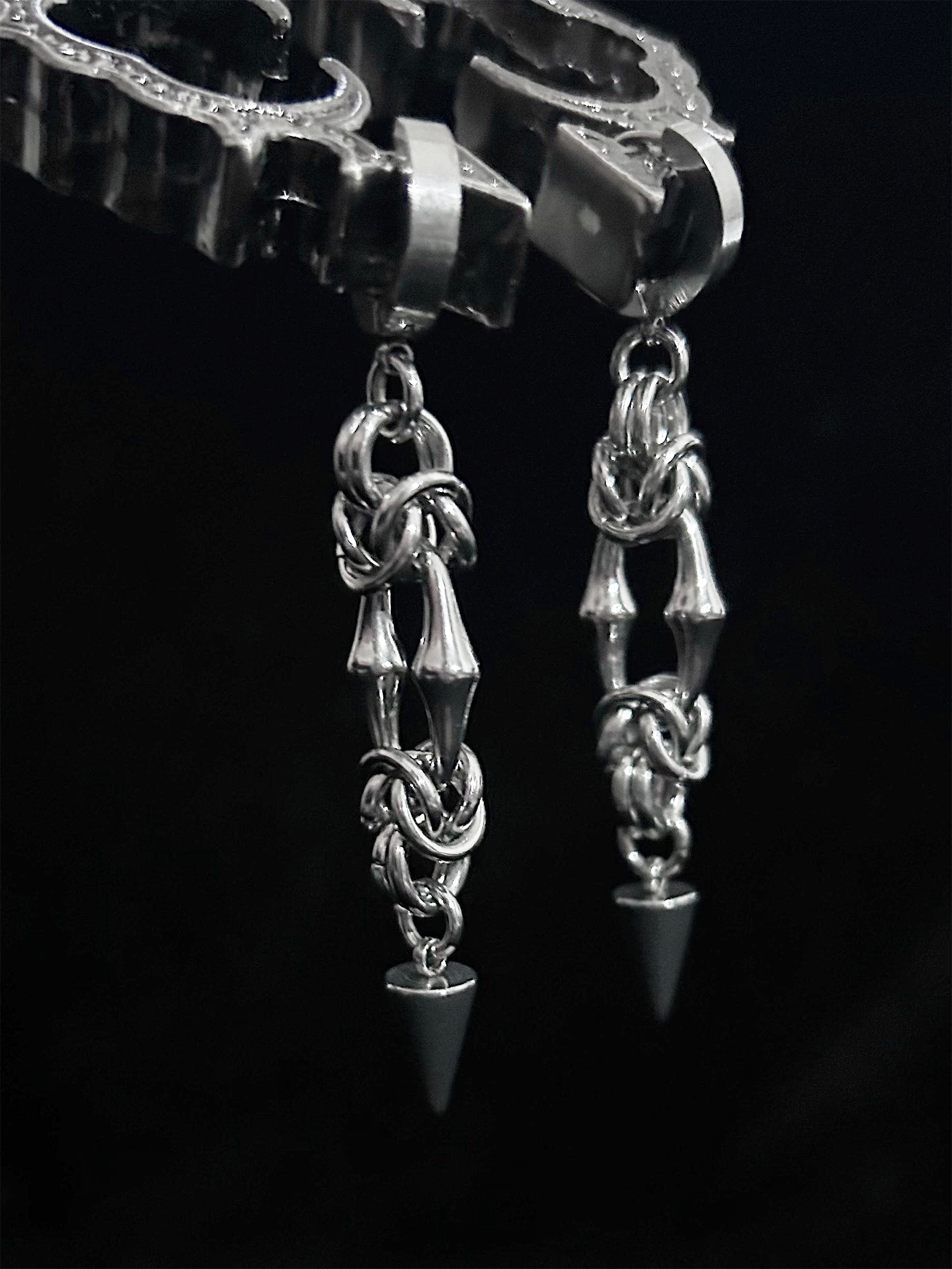 Knightsnare Earrings